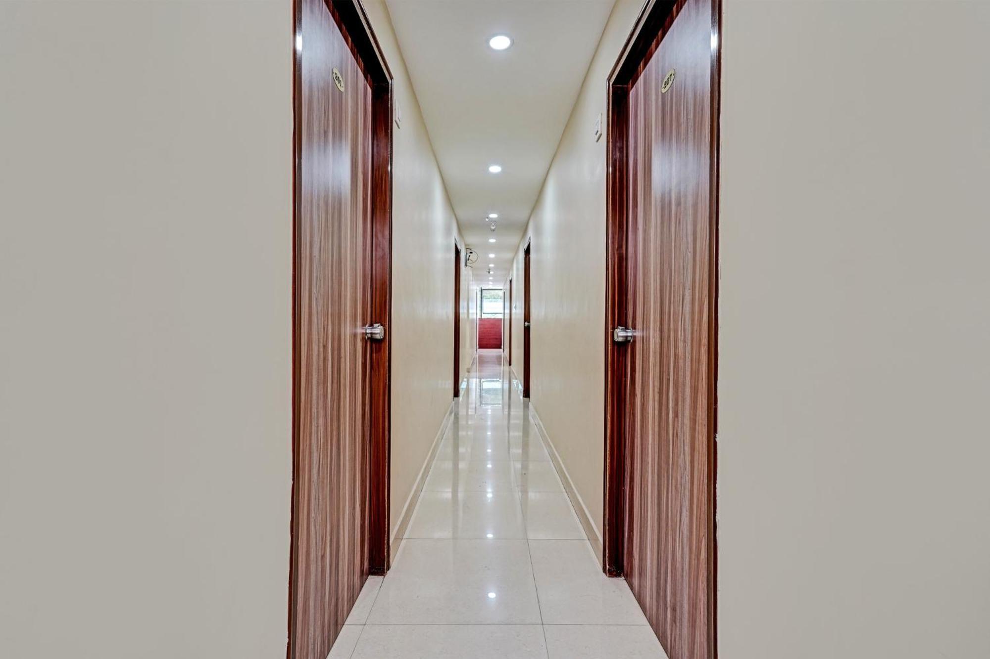 Hotel O Maruthi Residency Bangalore Esterno foto