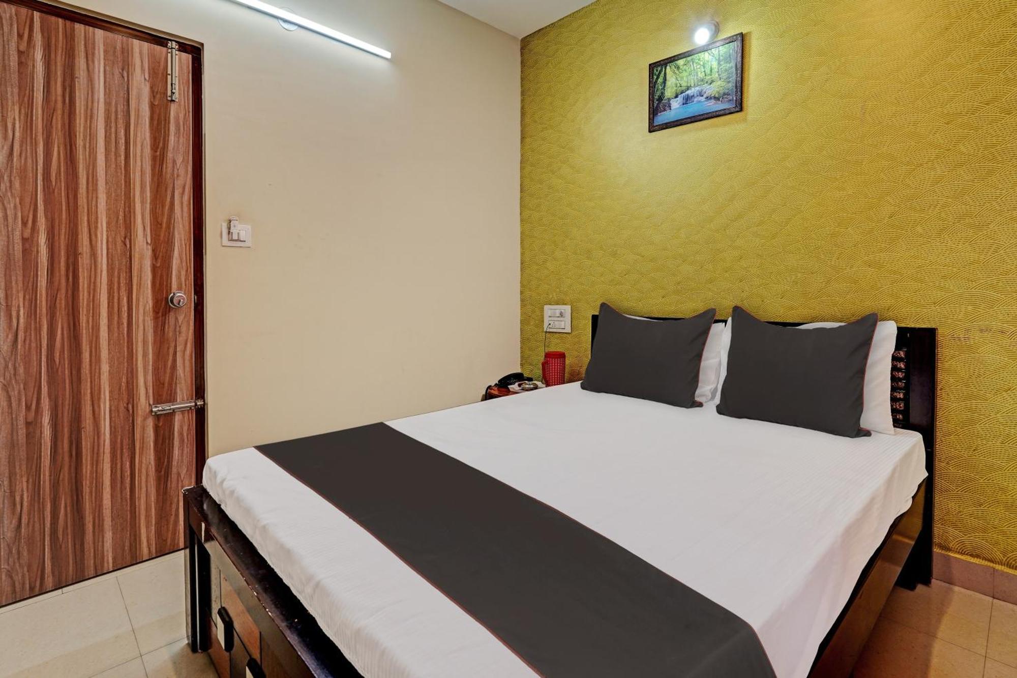 Hotel O Maruthi Residency Bangalore Esterno foto